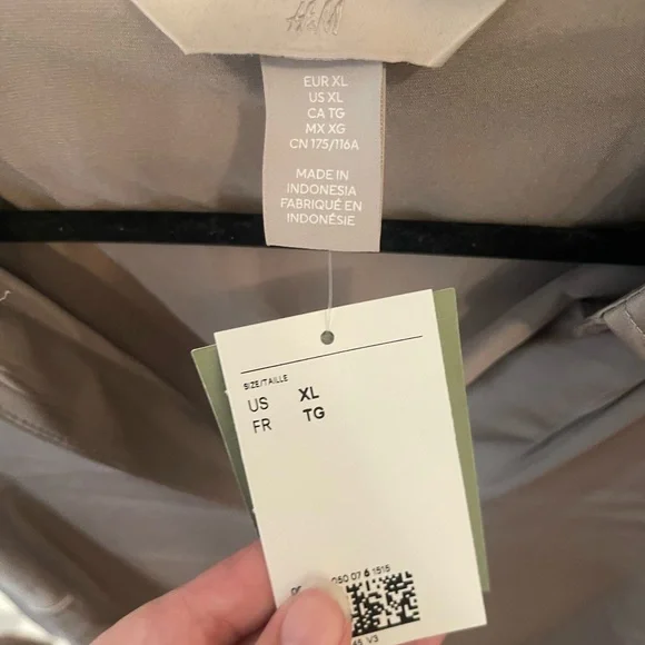 H&M Taupe Button Down Shirt - Picture 2 of 3